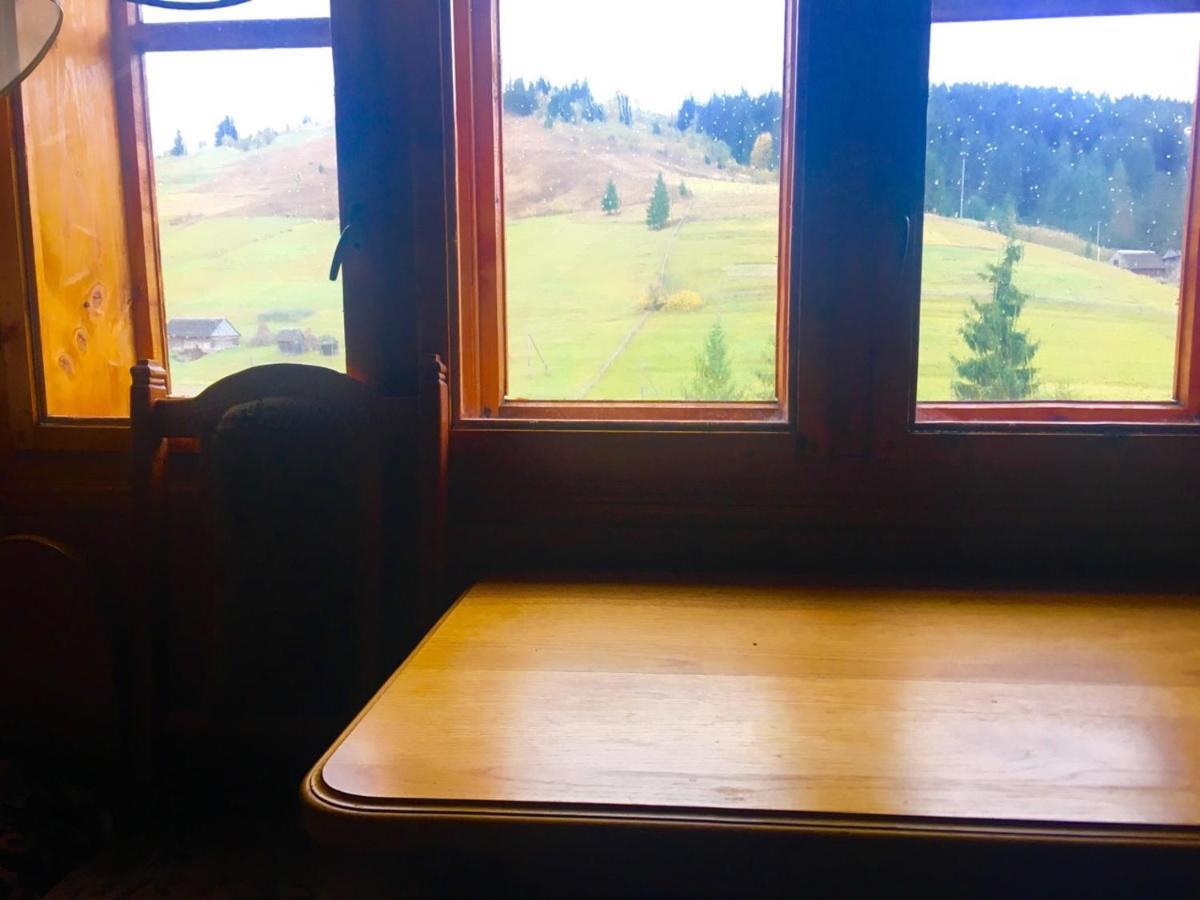 U Daryny Hotel Yablunytsya Eksteriør billede